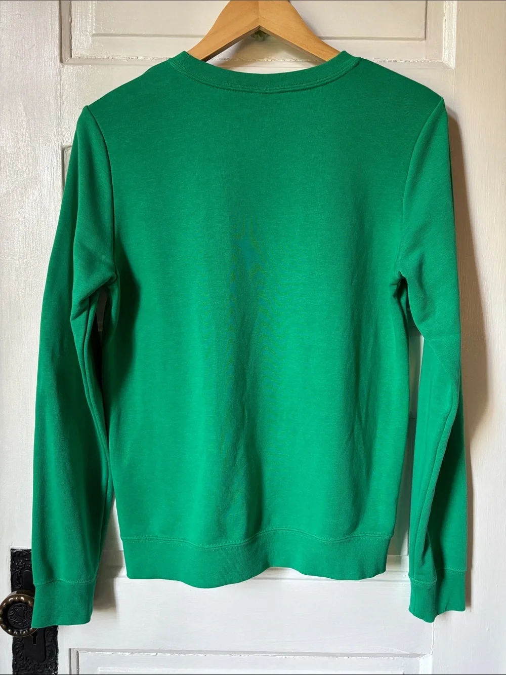 NIKE GRAPHIC PRINT LOGO CREWNECK SWEATSHIRT